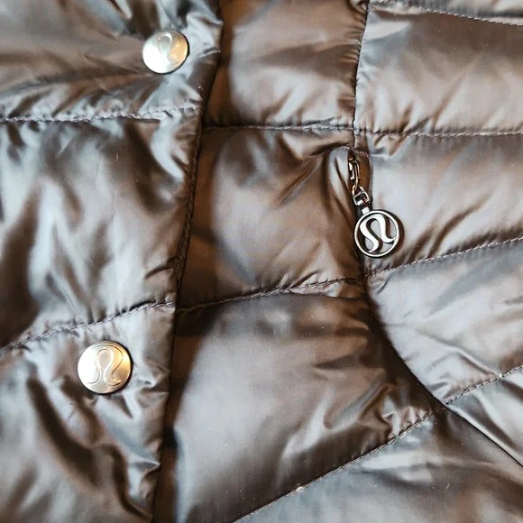 Lululemon | Rare Reversible Quilted Puffer Vest - Picture 3 of 17